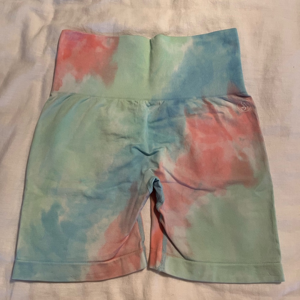 Tie dye S.A. biker shorts